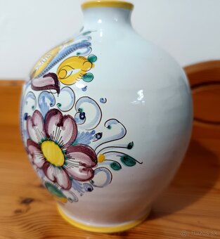 Zaujimava stara vazicka, r. 1990, habanska keramika - 2