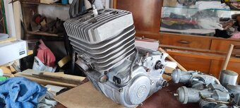 Motor CZ 125 - 2