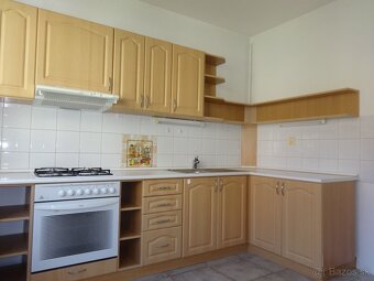 PRENÁJOM, 2 izbový byt Belveder, 2. p., 77 m2, terasa - 2