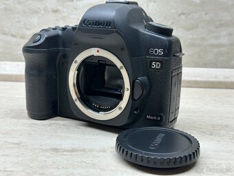 Canon EOS 5D Mark II - 2