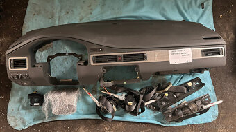 Volvo XC70 II Pristrojova Doska Airbag - 2