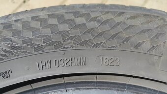 215/55 R17 Continental letné pneumatiky - pár - 2