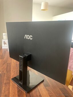 AOC monitor 24” - 2