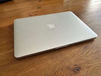Apple Macbook Pro 13” - 2