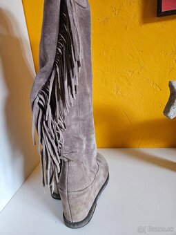 kožene čižmy na platforme so strapcami 37 - 2