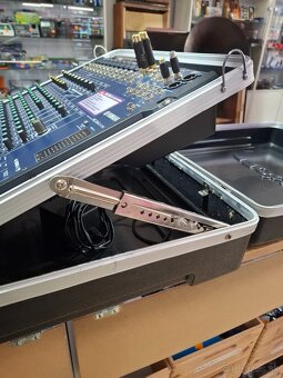 Predám mixpult Yamaha MG166C - USB - 2