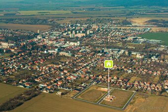 PREDAJ - STAVEBNÉ POZEMKY - ZLATÉ MORAVCE - 2