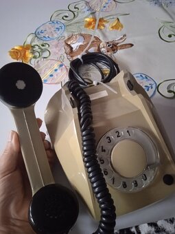 Tesla telefóny, retro - 2
