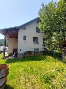 Exkluzívne predaj rodinný dom 10 km od Banskej Bystrice. - 2