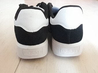 Tenisky Adidas chlapčenské, veľ. 40 2/3 - 2