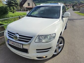 Touareg 3.0tdi 176kw R-line full vybava - 2