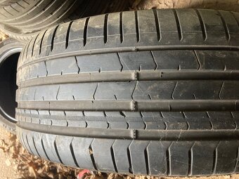 275/40R22 letne - 2