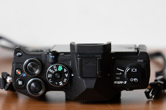Olympus OM-D E-M5 Mk III = Iba 3500 snímkov - 2
