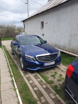Mercedes-Benz c200 benzín - 2