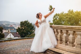Predám svadobne saty - 2