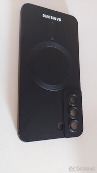Samsung Galaxy S22 obal - 2