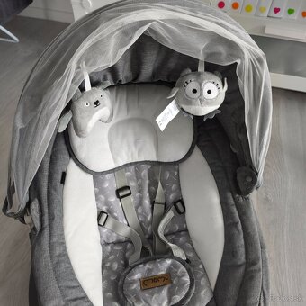 Elektrické hojdacie detské ležadlo do 9 kg zn. MoMi KENANI - 2