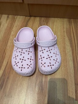 Šľapky Crocs ružové - 2