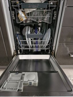Umývačka riadu Beko - 2