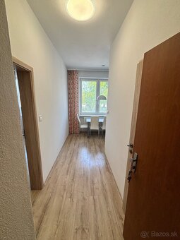 1.izbový byt Hlohovec s vlastným parkoviskom - 2