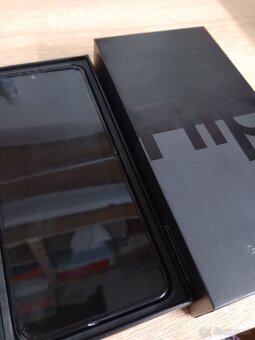 Samsung Z Flip4 - 2