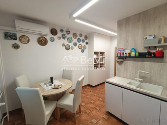 PREDÁME LUXUSNÝ 4-IZBOVÝ BYT S NADŠTANDARDNOU VÝBAVOU 🏡 - 2