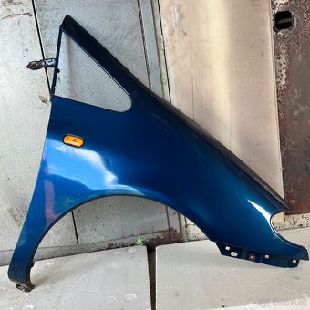 Pravý predný blatník Ford Galaxy mk1 - 2