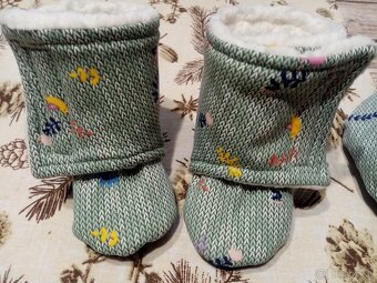 Ciapka s usami a capacky - 2