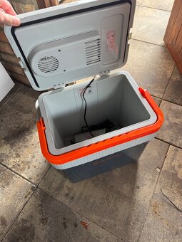 Prenosná chladnička na elektrinu - 2