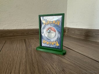 Pokémon kartičky - stojan - 2