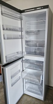 Kombinovaná chladnička s mrazničkou - 2