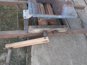 Mlincek na hrozno retro - 2