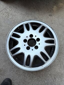 Predam original 4 ks Mercedes disky R16 Vito ,Viano w639 - 2