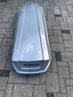 Stresny box na auto - 2
