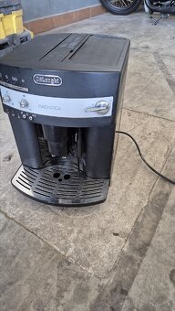 Kávovar DēLonghi - 2