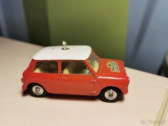 Corgi toys Morris Mini Cooper - 2