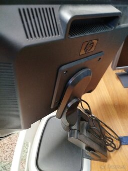 Predám Monitor HP - 2