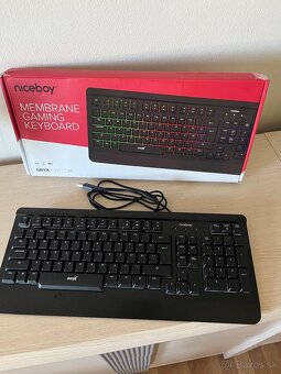 Predám hernú klávesnicu Niceboy ORYX K210 CORE - 2