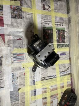 Predám ABS / ABR / ESP pumpu na Peugeot 206 - 2