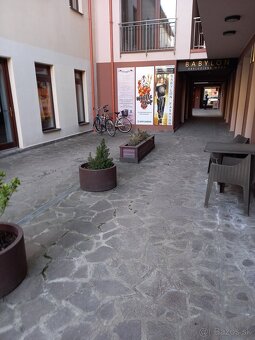 Obch.priestor centrum KE 32m2, 6 mesiacov -50% nájomné - 2