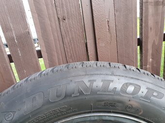 Predám zimné pneu značky Dunlop 205/60 - 2