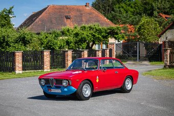 Alfa Romeo 1300 GT Junior - 2