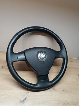 Tříramenný Volant VW Golf V/ Passat B6 - 2