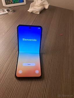 Predám samsung galaxy z flip3 - 2