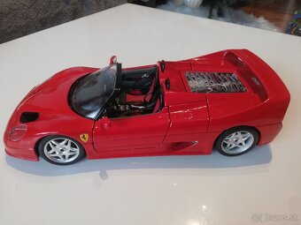 1:18 FERRARI F50 cabrio Bburago cervena - 2