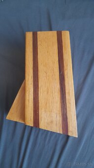 Stojan na noze - drevo - 2