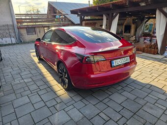 Tesla Model 3 Performance AWD 2021, Nebúrané Aj na splátky - 2