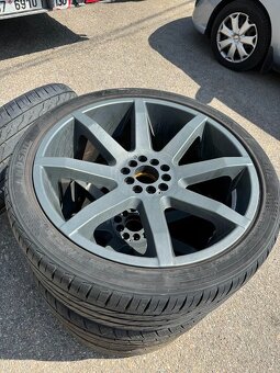 4 X 4 x kola 22" DODGE - 2