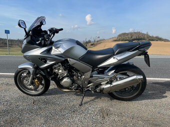 Honda CBF 1000 - 2