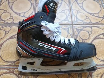 Brankárske korčule CCM Jetspeed FT2, 8,5 D, (užší provedení) - 2